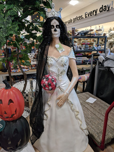 Home Goods Store «HomeGoods», reviews and photos, 7350 NE Butler St, Hillsboro, OR 97124, USA