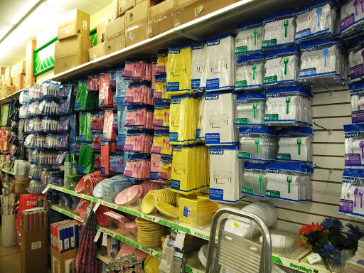 Dollar Store «Dollar Tree», reviews and photos, 4811 Edgmont Ave, Brookhaven, PA 19015, USA