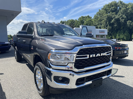 Jeep Dealer «Central Jeep Chrysler Dodge RAM of Raynham», reviews and photos, 191 US-44, Raynham, MA 02767, USA