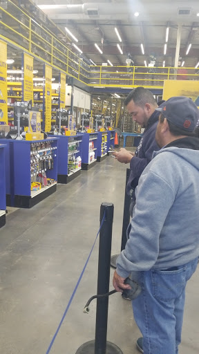 Auto Parts Store «NAPA Auto Parts - Genuine Parts Company», reviews and photos, 4635 Northgate Blvd, Sacramento, CA 95834, USA