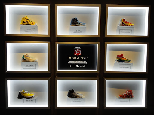 Clothing Store «Under Armour Brand House», reviews and photos, 1201 Woodward Ave, Detroit, MI 48226, USA