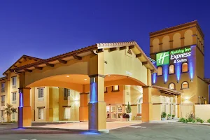 Holiday Inn Express & Suites Willows, an IHG Hotel image