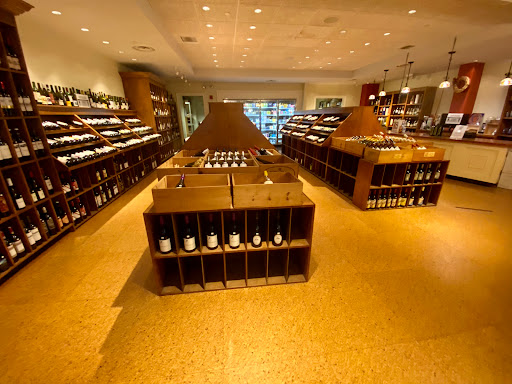 Wine Store «Spiritus Wines», reviews and photos, 220 Asylum St, Hartford, CT 06103, USA