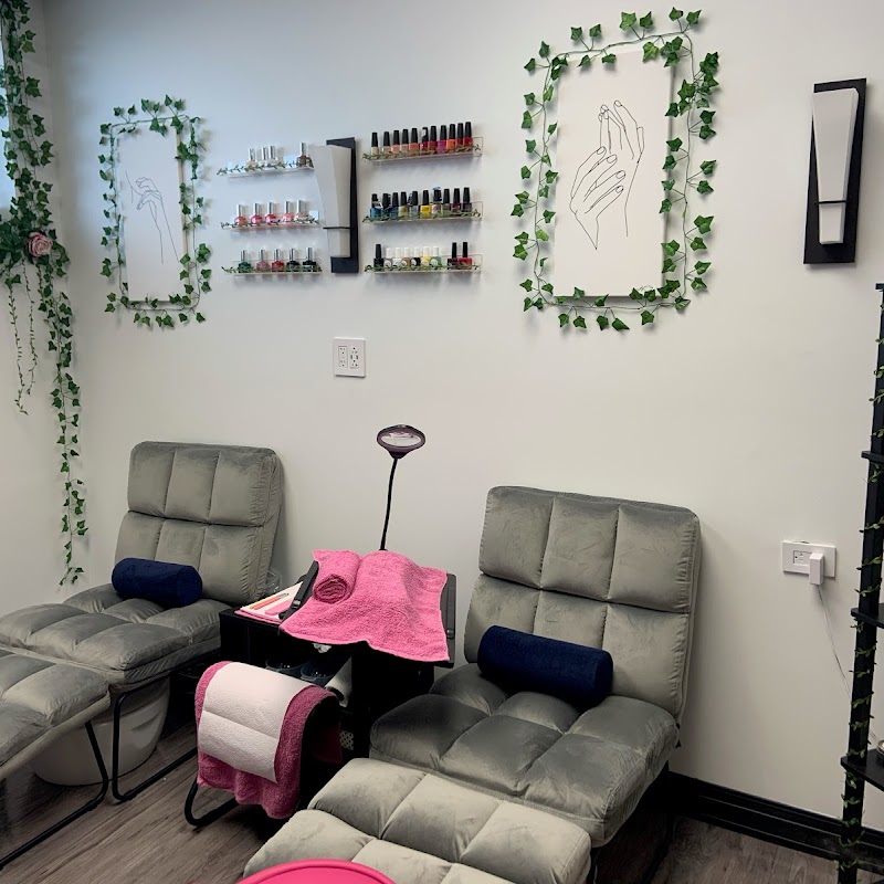 Cilverbow Botanicals Nail Salon Miami