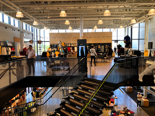 Clothing Store «Nike Miami», reviews and photos, 1035 Lincoln Rd, Miami Beach, FL 33139, USA