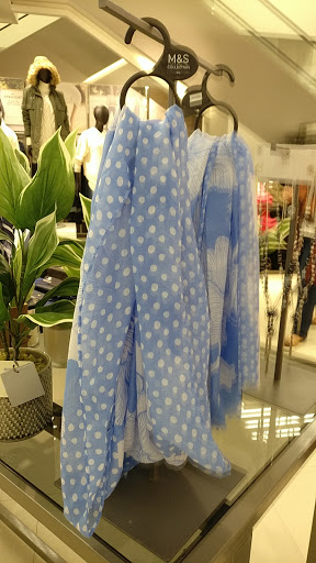 Stores to buy women's winter pajamas Reading