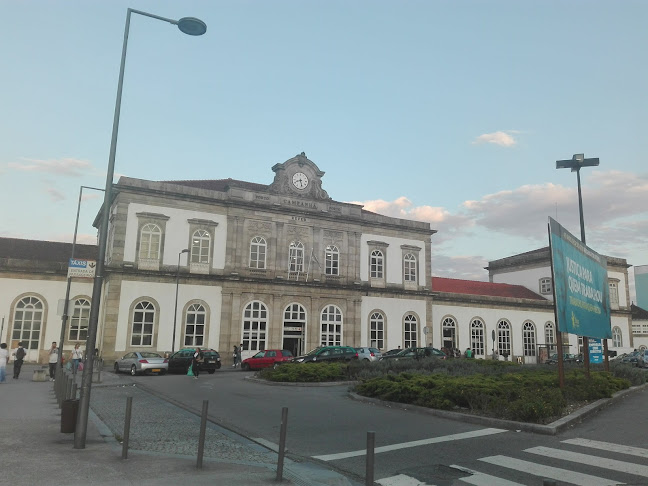 R. de Justino Teixeira 31, 4300-273 Porto, Portugal