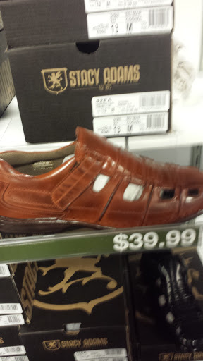 Clothing Store «K&G Fashion Superstore», reviews and photos, 1526 Golden Gate Plaza, Mayfield Heights, OH 44124, USA