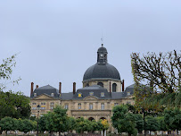 University Hospitals Pitié Salpêtrière - Charles Foix - Photo 3 - Car repair in Paris, France, Portland