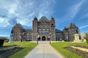 Queen's Park image