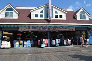 5 Mile Marketplace image