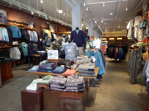 Clothing Store «Patagonia Palo Alto», reviews and photos, 525 Alma St, Palo Alto, CA 94301, USA