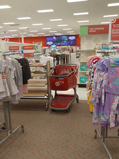 Department Store «Target», reviews and photos, 86 Orchard Hill Park Dr, Leominster, MA 01453, USA