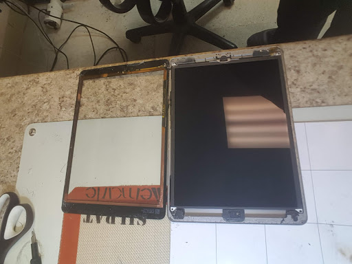 Electronics Repair Shop «RockIT Repairs - Cell Phones, Tablets and Laptops», reviews and photos, 1319 Lafayette Blvd #300, Fredericksburg, VA 22401, USA