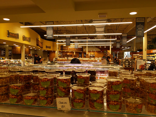 Grocery Store «Whole Foods Market», reviews and photos, 150 Ledge Rd, Darien, CT 06820, USA