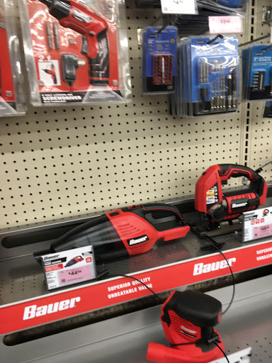 Hardware Store «Harbor Freight Tools», reviews and photos, 2361 Northgate Blvd, Sacramento, CA 95833, USA