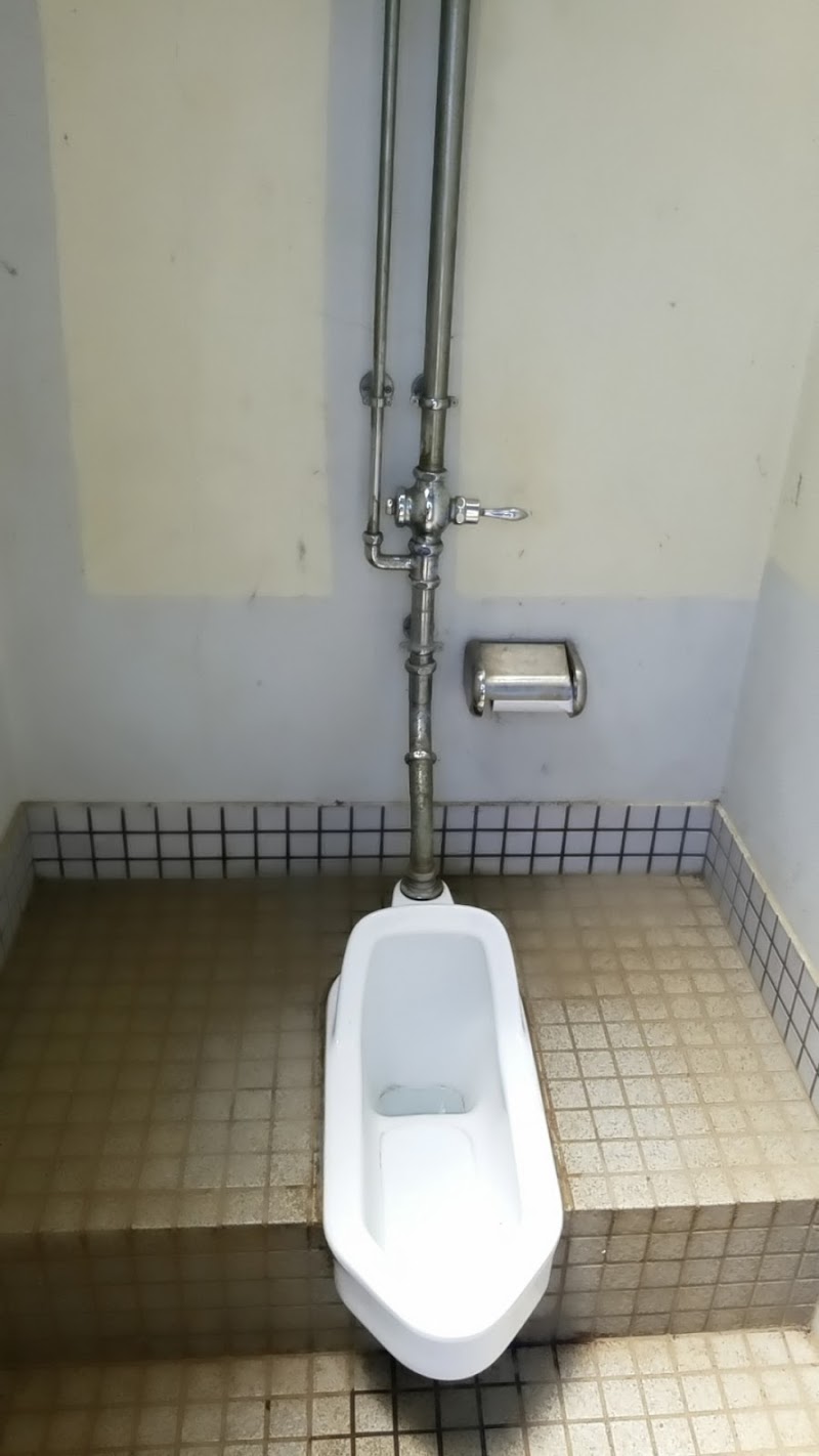 長持かすみ町公園 公衆トイレ