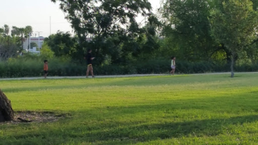 Park «C B Wood Park», reviews and photos, 400 W Harding Ave, Harlingen, TX 78550, USA