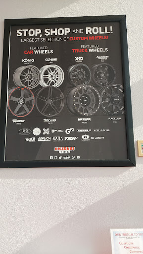 Tire Shop «Discount Tire Store - Irving, TX», reviews and photos, 3516 W Airport Fwy, Irving, TX 75062, USA