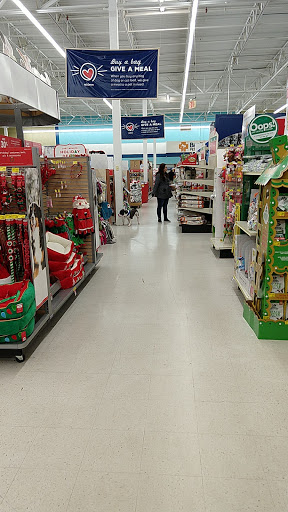 Pet Supply Store «PetSmart», reviews and photos, 278 New Britain Ave, Plainville, CT 06062, USA