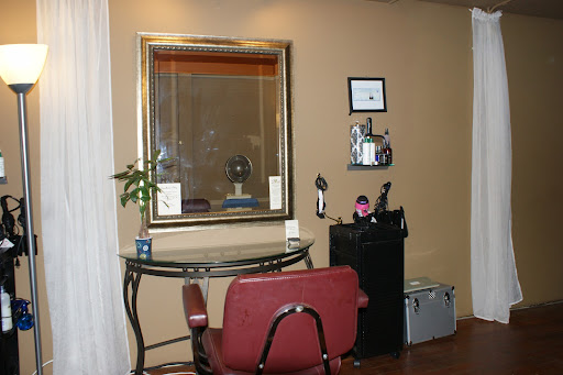 Beauty Salon «Bliss Organic Salon», reviews and photos, 200 W Main St, Monroe, WA 98272, USA
