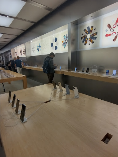 Computer Store «Apple Mall of Georgia», reviews and photos, 3333 Buford Dr NE, Buford, GA 30519, USA