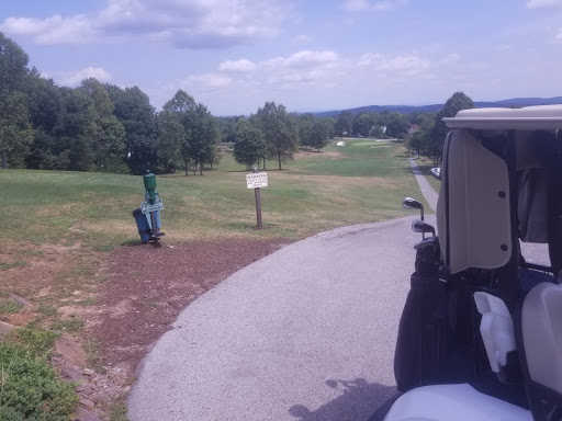Golf Course «Woods Golf Course», reviews and photos, 5 Clubhouse Ridge, Hedgesville, WV 25427, USA
