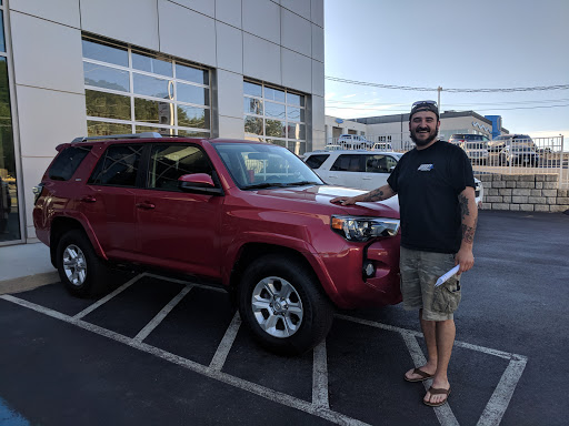 Toyota Dealer «Curry Toyota Of Connecticut», reviews and photos, 832 Straits Turnpike, Watertown, CT 06795, USA