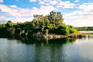 Devilbend Reservoir image