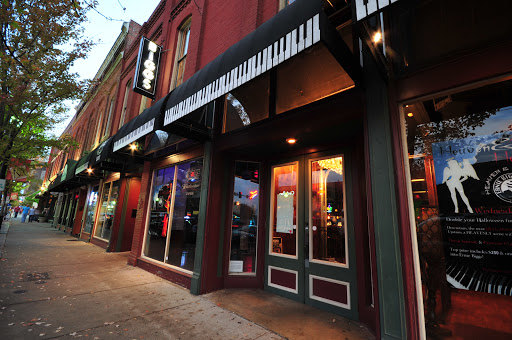 Bar «Ernie Biggs», reviews and photos, 307 President Clinton Ave, Little Rock, AR 72201, USA