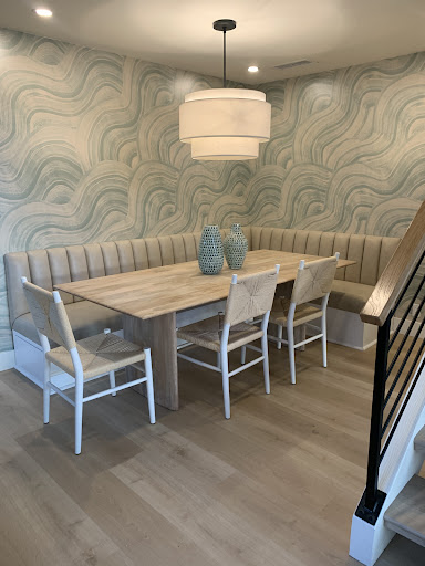 Poly & Bark Outlet Store image