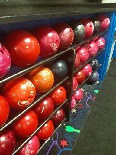 Bowling Alley «Jordan Lanes», reviews and photos, 731 Jordan Pkwy, Whitehall, PA 18052, USA