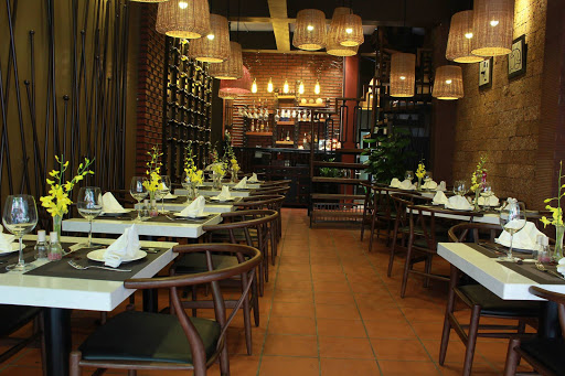 Hanoi Restaurants & Cooking Class - Duong Restaurant Ma May