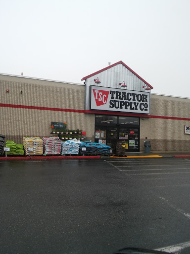 Home Improvement Store «Tractor Supply Co.», reviews and photos, 621 River Rd, Puyallup, WA 98371, USA