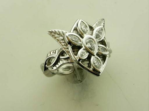 Jewelry Store «Finch Jewelers», reviews and photos, 1841 Columbia Ave, Lancaster, PA 17603, USA