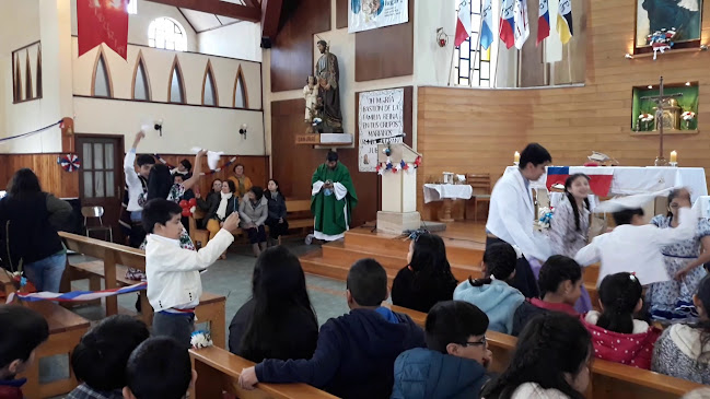Opiniones de Parroquia Madre del Pueblo de Dios en Puerto Montt - Iglesia