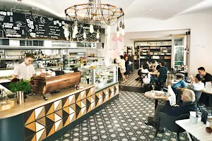 Café Telegraph image