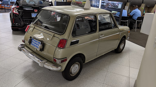 Honda Dealer «Hardin Honda», reviews and photos, 1381 S Auto Center Dr, Anaheim, CA 92806, USA