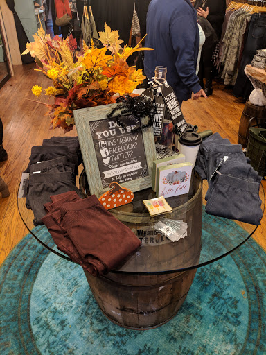 Boutique «Northern Country Chic», reviews and photos, 409 S Leroy St, Fenton, MI 48430, USA