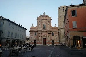 Basilica di San Prospero image