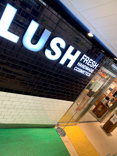 LUSH 郡山駅店
