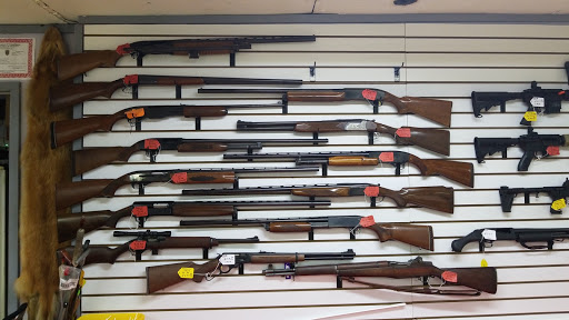 Gun Shop «Pineland Sporting Goods», reviews and photos, 959 W Veterans Hwy, Jackson, NJ 08527, USA