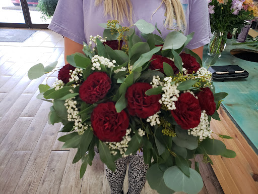 Florist «Blissful Blooms Floral», reviews and photos, 17 East Ave, Monroe, OH 45050, USA