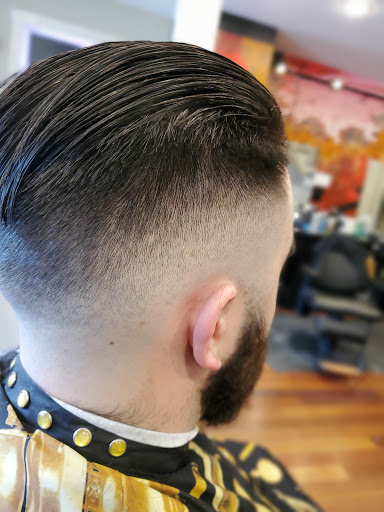 Barber Shop «Corner Stone Barber Shop», reviews and photos, 290 Wood St, Bristol, RI 02809, USA