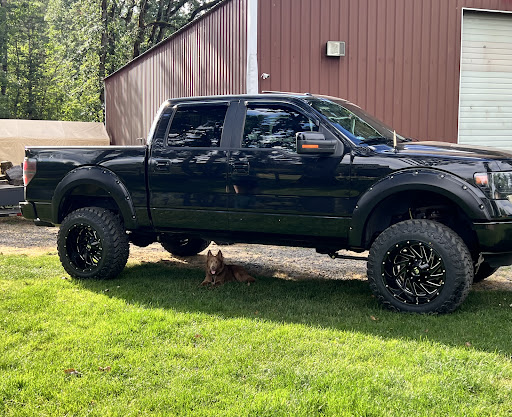 Truck Accessories Store «4 Wheel Parts - Portland - South Tabor», reviews and photos, 2700 SE 82nd Ave, Portland, OR 97266, USA