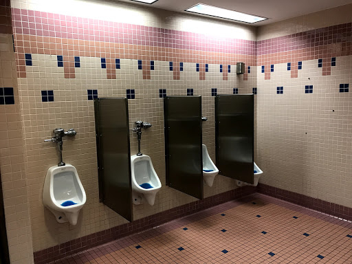 Movie Theater «Studio Movie Grill», reviews and photos, 1600 S Stemmons Fwy, Lewisville, TX 75067, USA