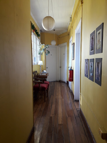 The Yellow House - Valparaíso