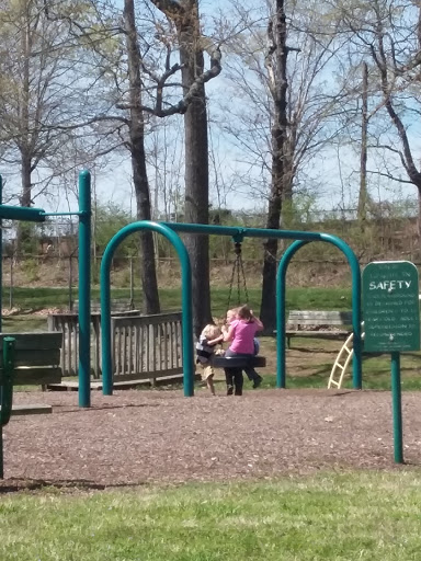 Park «Macon County Park», reviews and photos, 508 Days Rd, Lafayette, TN 37083, USA