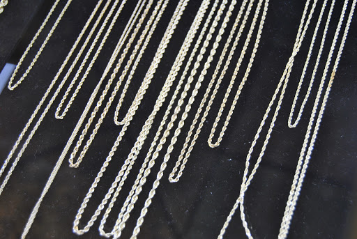 Pawn Shop «Herdez Jewelry & Pawn», reviews and photos, 7035 S Central Ave #2, Phoenix, AZ 85042, USA