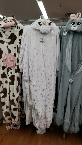 Department Store «Walmart Supercenter», reviews and photos, 1501 Helen Power Dr, Vacaville, CA 95687, USA